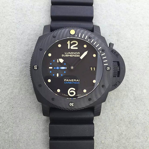 沛纳海 Panerai Luminor Submersible系列V5版本Pam616