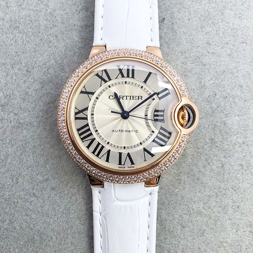 卡地亚 Cartier 玫金带鉆圈中号